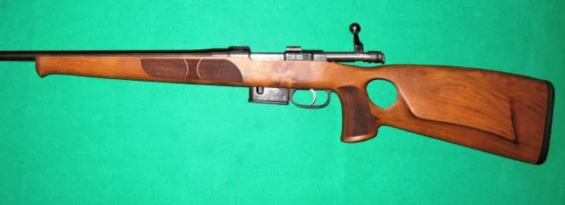 Drevená pažba Klinsky CZ527 Thumbhole class1