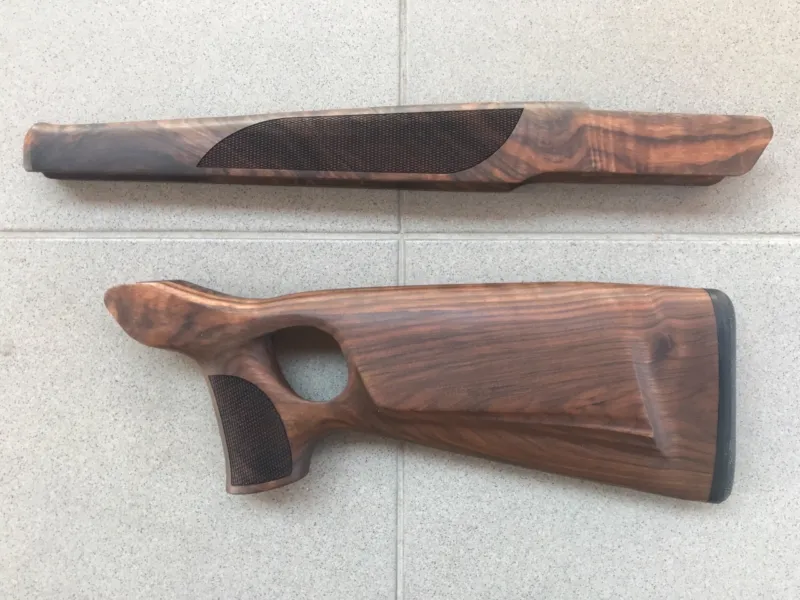 Drevená pažba Klinsky Sauer 202 Thumbhole class4